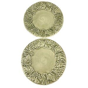 Williams Sonoma Napa Sage Green Italy Leaf & Grape Salad Plates 8.75" Set of 2